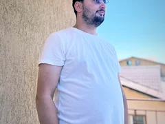 Buna, singur vreau relatie cu o femeie de lunga sau scurta durata